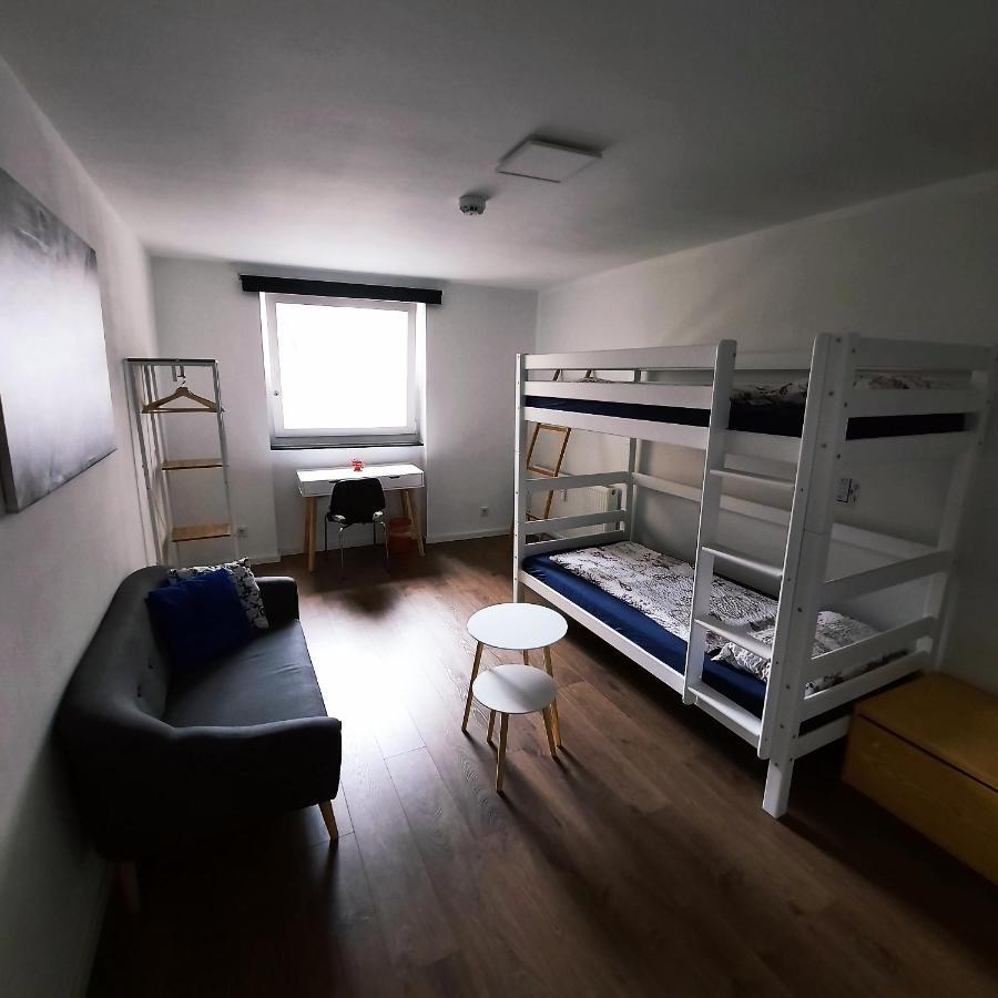 Full Flat 3 Bedrooms Saarbrucken Center -11 People Esterno foto