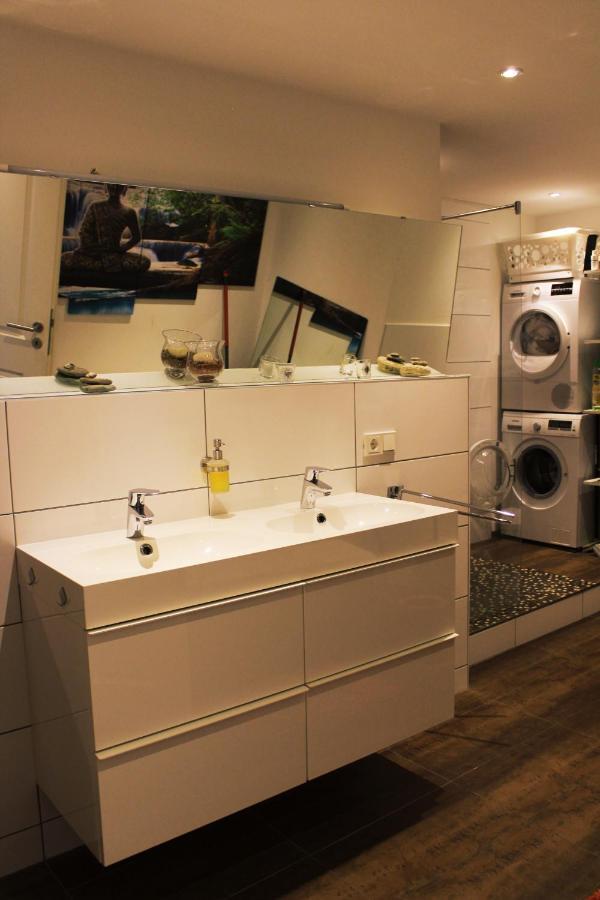 Full Flat 3 Bedrooms Saarbrucken Center -11 People Esterno foto